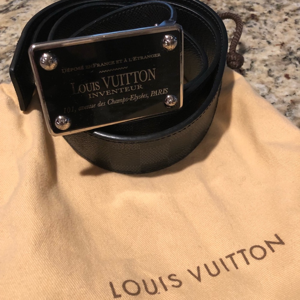 Authentic Louis Vuitton Belt.